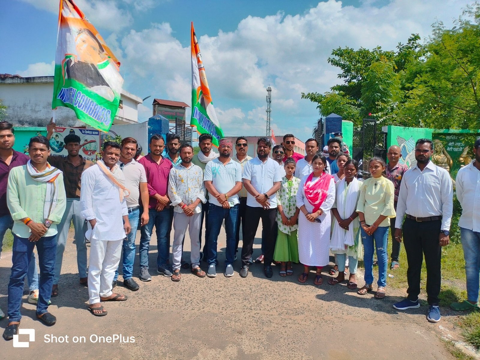 वादा खिलाफ के विरुद्ध युवा कांग्रेस अनूपपुर ने सौंपा ज्ञापन