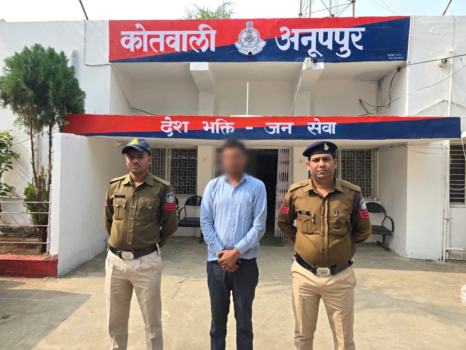 शिक्षा विभाग में बायोमेट्रिक डाटा एन्ट्री आपरेटर की नौकरी दिलाये जाने के नाम पर धोखाधड़ी एवं ठगी