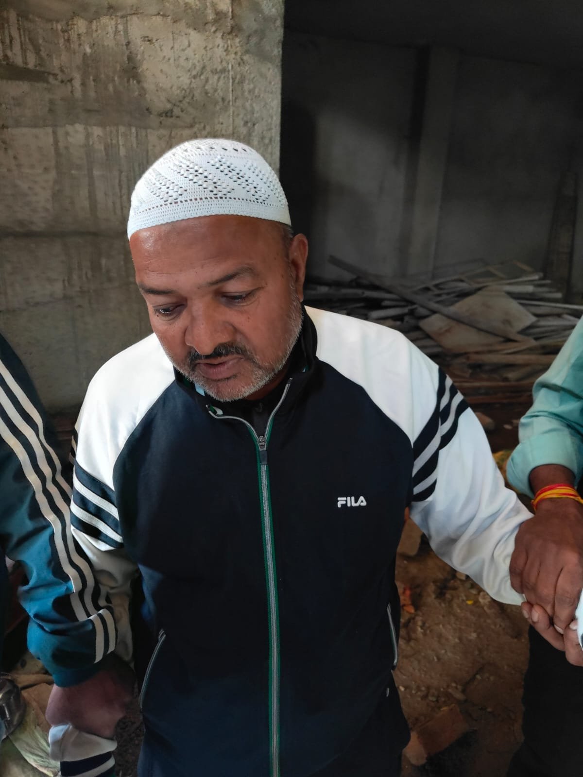 पार्षद पति एक लाख 25 हजार की रिश्वत लेते पकड़ाया