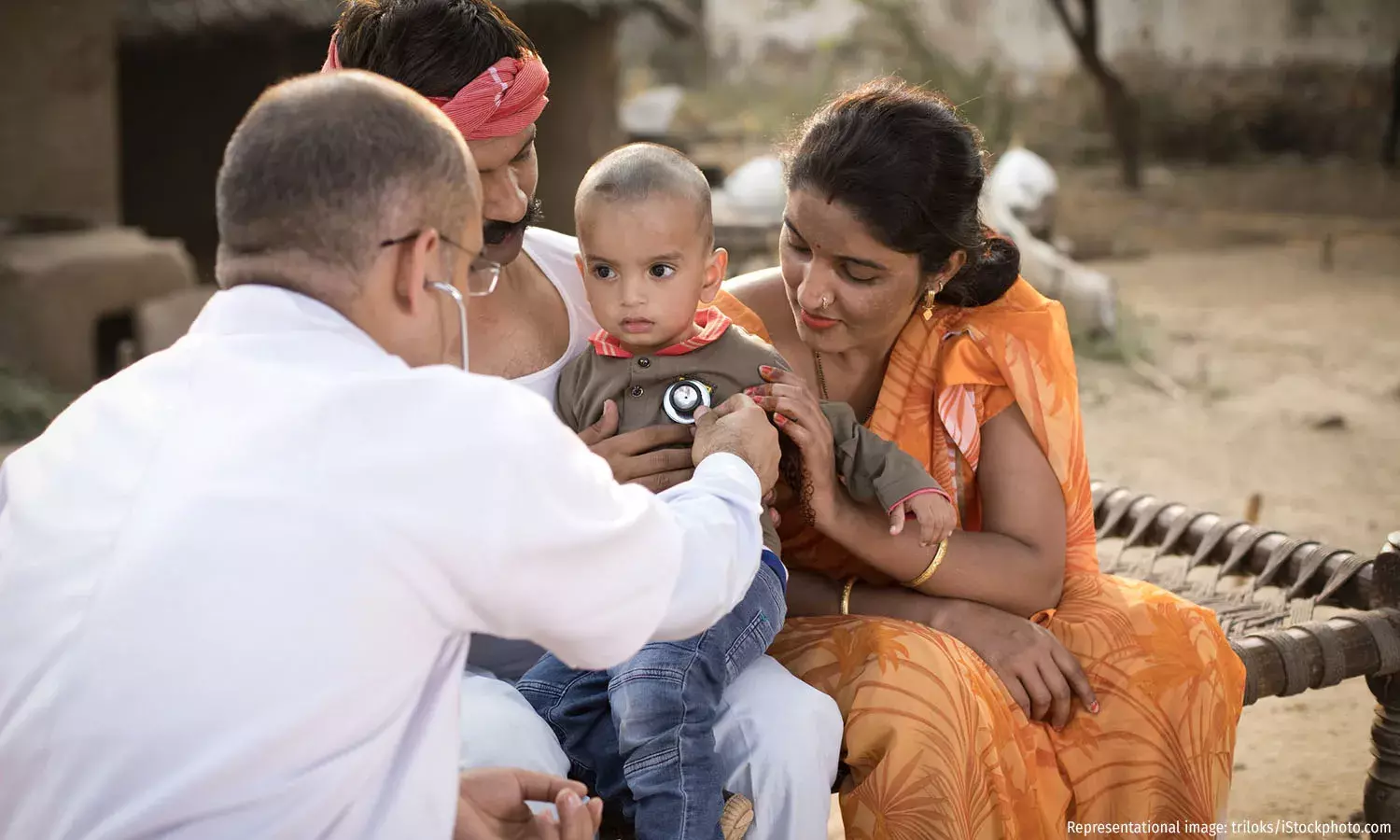 हाई कोर्ट ने ग्रामीण क्षेत्र में पदस्थ डाक्टरों की याचिका पर मांगा जवाब