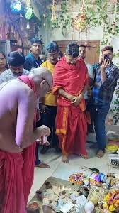 मंदिर के पुजारी का विवाद, भाजपा नेता-बजरंग दल आमने-सामने