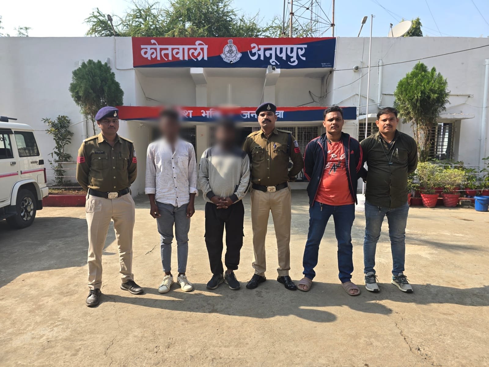 अवैध धंधों पर&nbsp; कोतवाली पुलिस का हल्ला बोल, अपराधी शिकंजे में।