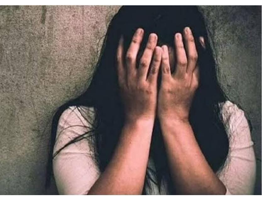 मेला गई युवती से गैंगरेप, जंगल में घसीटा सिंगरौली में दोस्त के साथ घर लौट रही थी 6 बदमाशों ने मारपीट कर&nbsp; घटना को दिया अंजाम