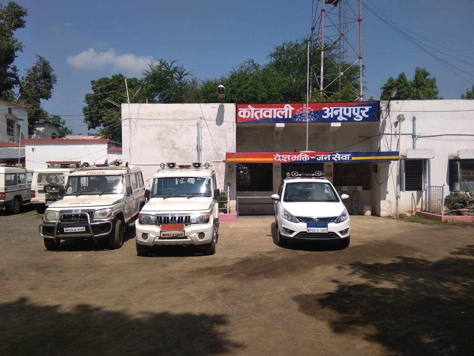 अंधेरे में भटकती आशा का मानवता ने थामा हाथ और दी नई जिंदगी