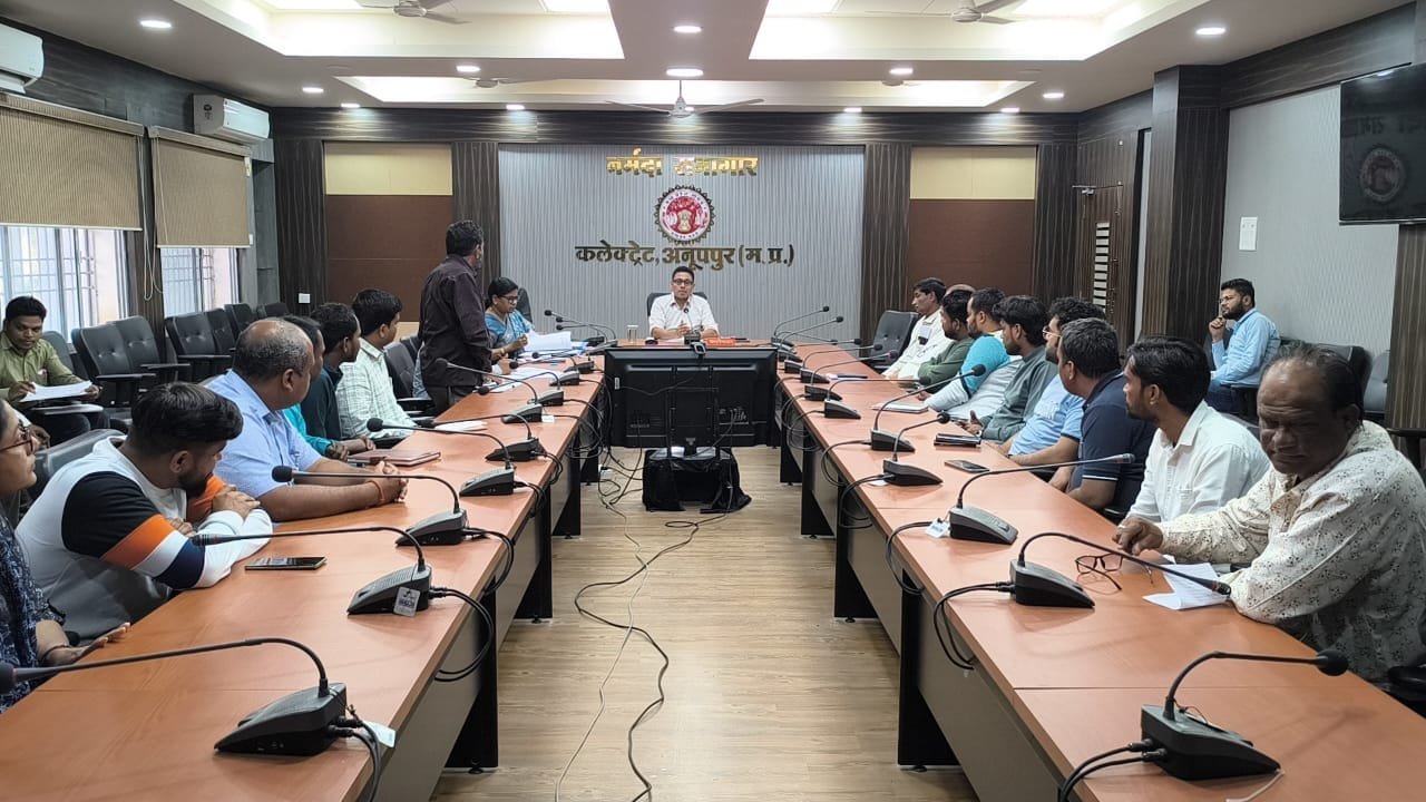 рдиреНрдпрд╛рдп рдХреЗ рд╕рдВрдХрд▓реНрдк рд╕реЗ рдЬрдирд╕реЗрд╡рд╛ рдХреА рдирдИ рдЗрдмрд╛рд░рдд! рдорд┐рд╢рди рдореЛрдб рдореЗрдВ рд░рд╛рдЬрд╕реНрд╡ рдкреНрд░рдХрд░рдгреЛрдВ рдХрд╛ рддреНрд╡рд░рд┐рдд рд╕рдорд╛рдзрд╛рди тАУ рдЕрдВрддрд┐рдо рдкрдВрдХреНрддрд┐ рддрдХ рдкрд╣реБрдВрдЪреЗрдЧрд╛ рдкреНрд░рд╢рд╛рд╕рдирд┐рдХ рдиреНрдпрд╛рдп