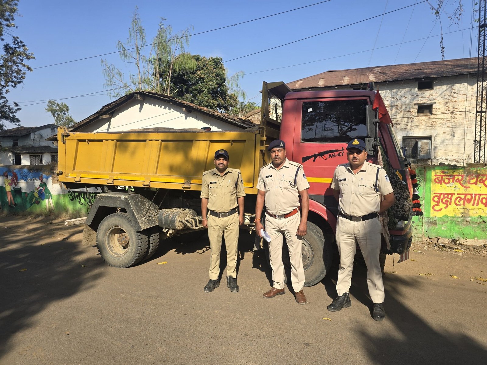 रेता चोरी पर अनूपपुर पुलिस का शिकंजा, रंगे हाथ पकड़ा गया रेता चोर