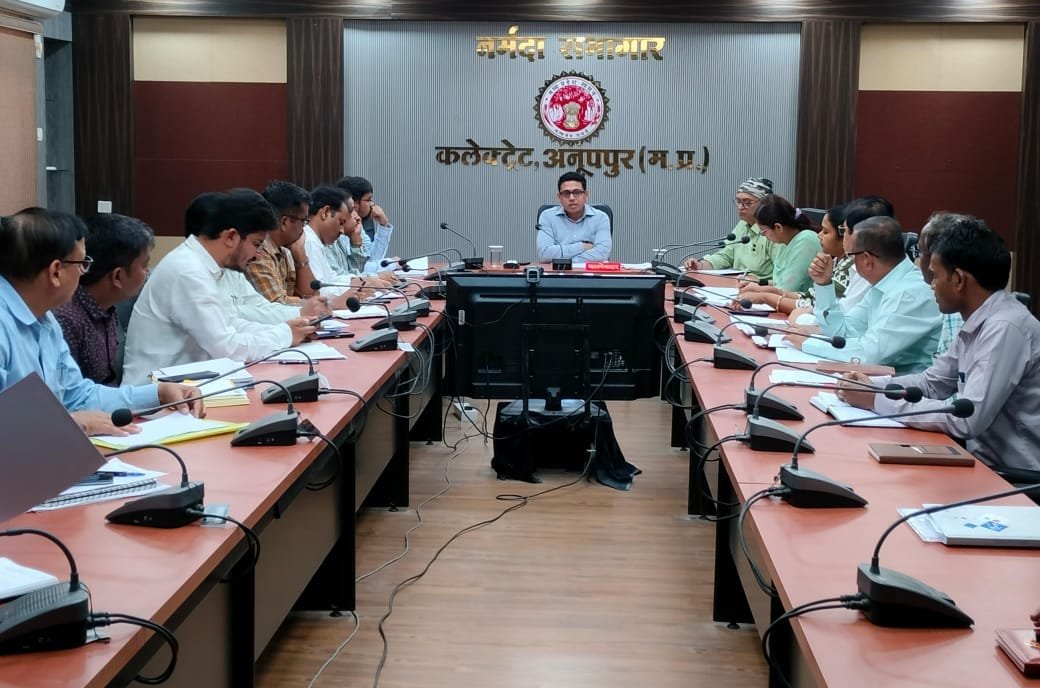 अनूपपुर ,फर्जी बिलिंग और रसीदों से रॉयल्टी चोरी पर रोक, कलेक्टर ने दिए सख्त निर्देश