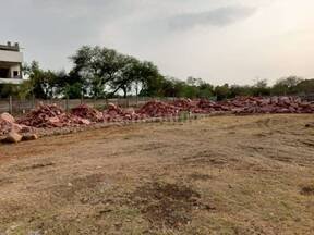 अवैध होर्डिंग्स और भूमाफिया का गोरखधंधा, प्रशासन मौन