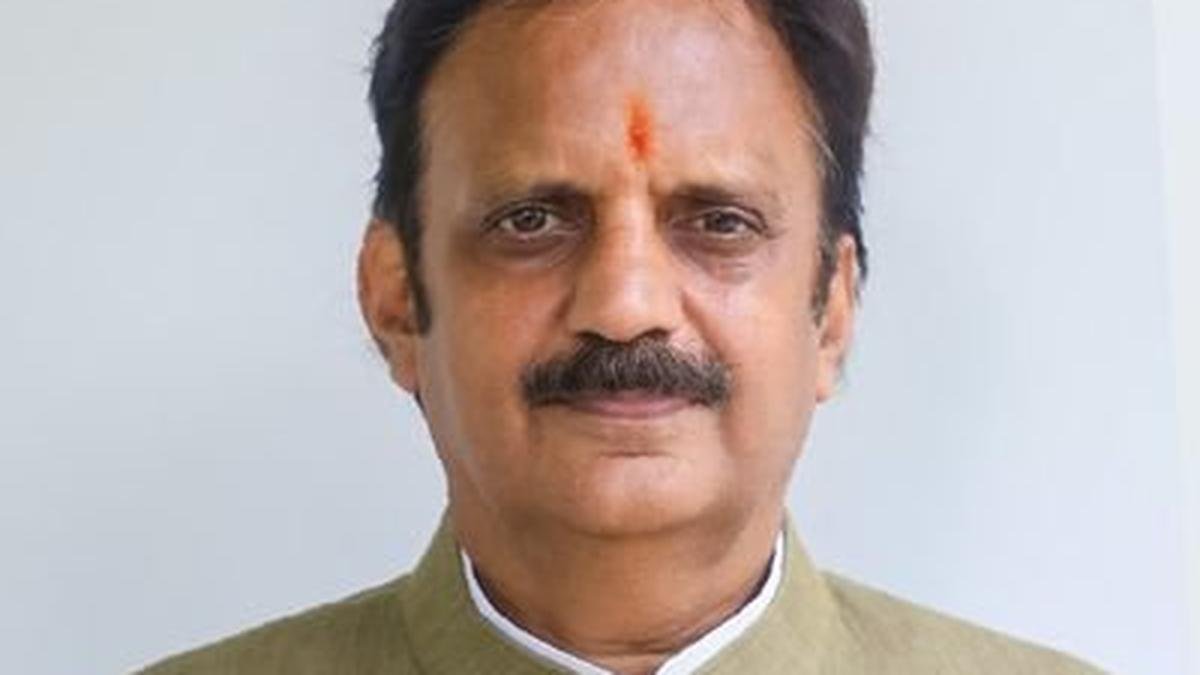 भोपाल कैबिनेट बैठक में ट्रांसफर नीति को मिली मंजूरी 1 से 31 मई तक होंगे तबादले, नियम तय