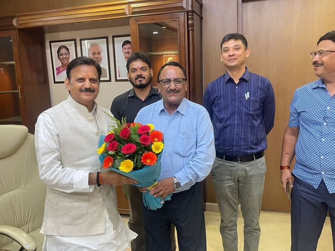 उप मुख्यमंत्री श्री राजेन्द्र शुक्ल ने दी ताहिर अली को वैवाहिक वर्षगाँठ की शुभकामनाएँ