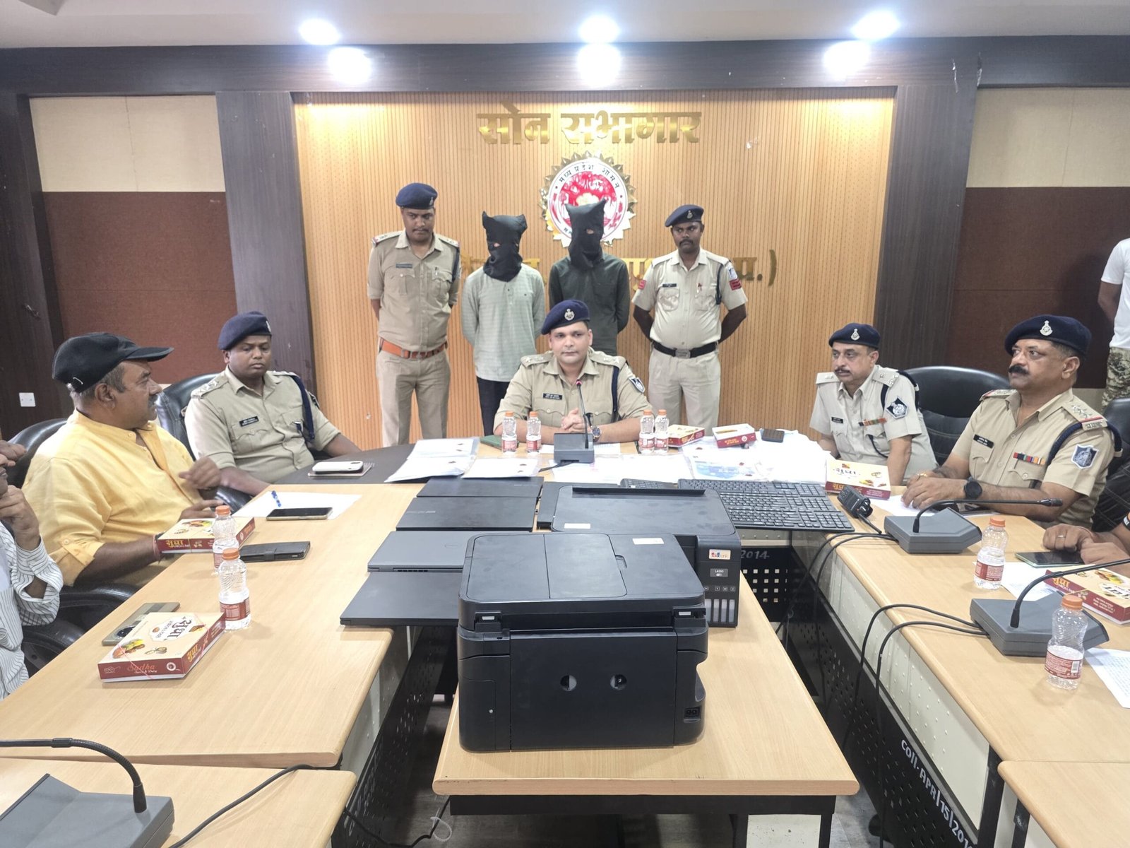 अनूपपुर से इन्दौर तक फैला 151 लाख का ‘ब्याज जाल’ IDCS INDIA गिरोह का भांडाफोड़, CEO समेत दो गिरफ्तार