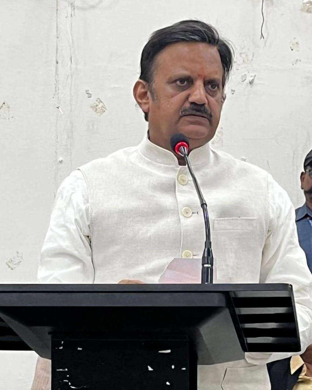 आईएएस अधिकारी का बयान बहन बेटियों के सम्मान के विरूद्ध और समाज को बांटने वाला